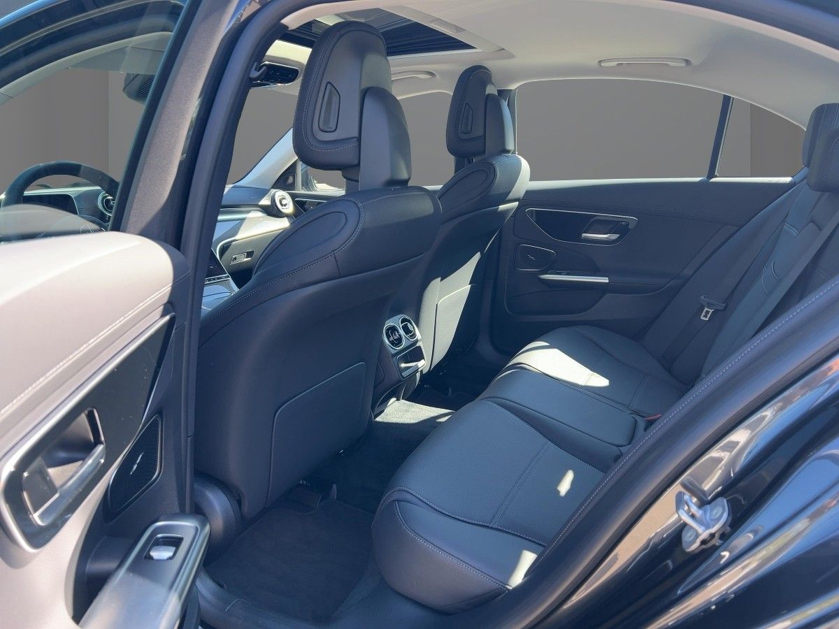 Mercedes-Benz C 300 e AMG Line - Samsaru's Car Outlet