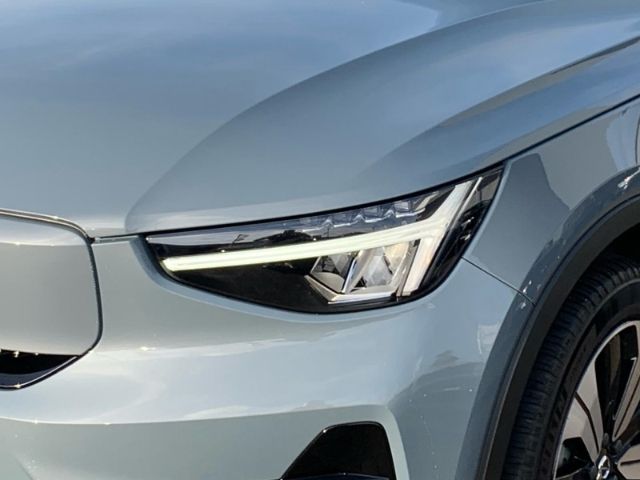 Volvo XC40 Core Recharge Pure Electric 2WD  Tempomat K