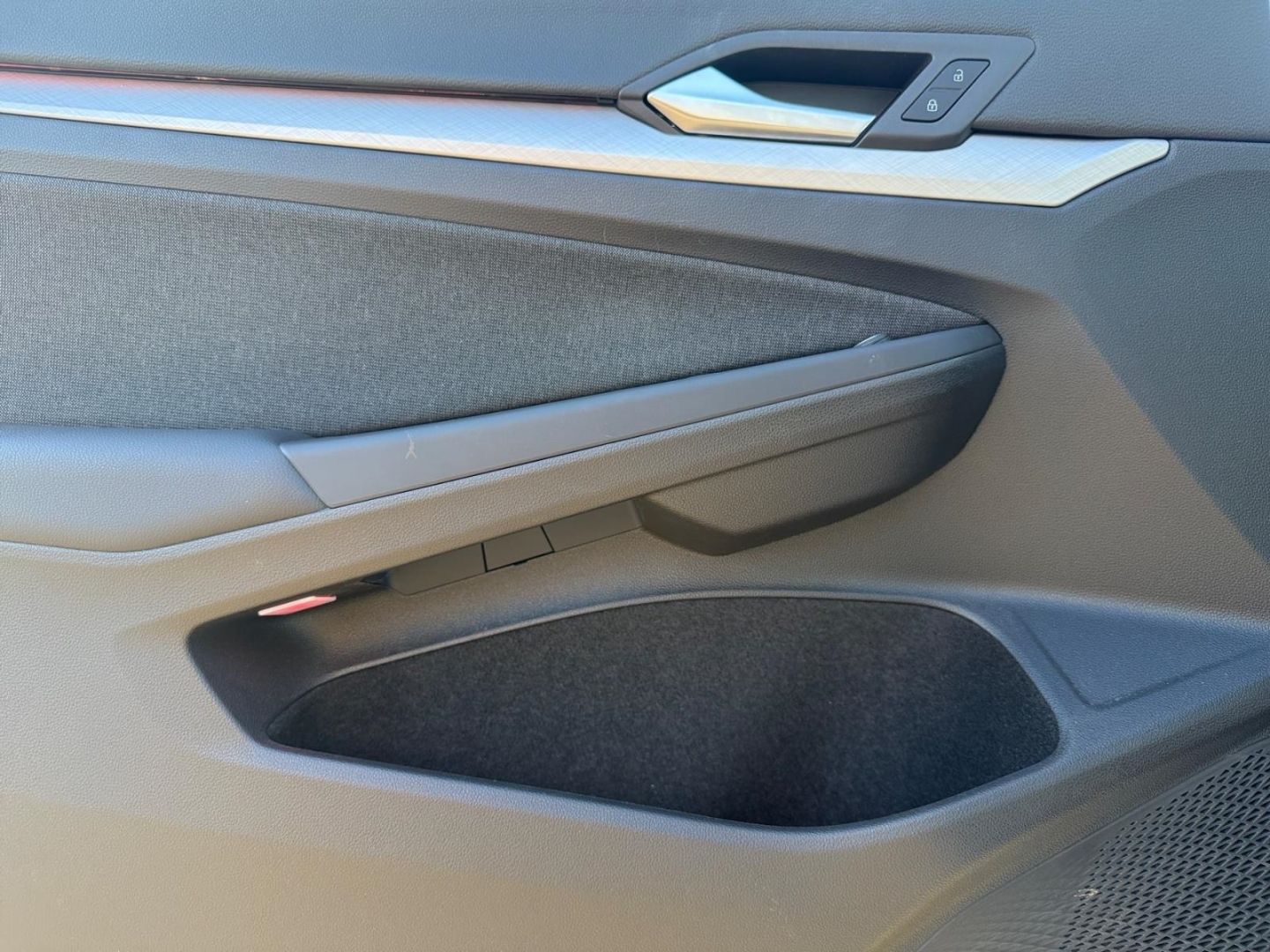 Volkswagen Golf Variant 8 VIII Life 1.0 eTSI - Samsaru's Car Outlet