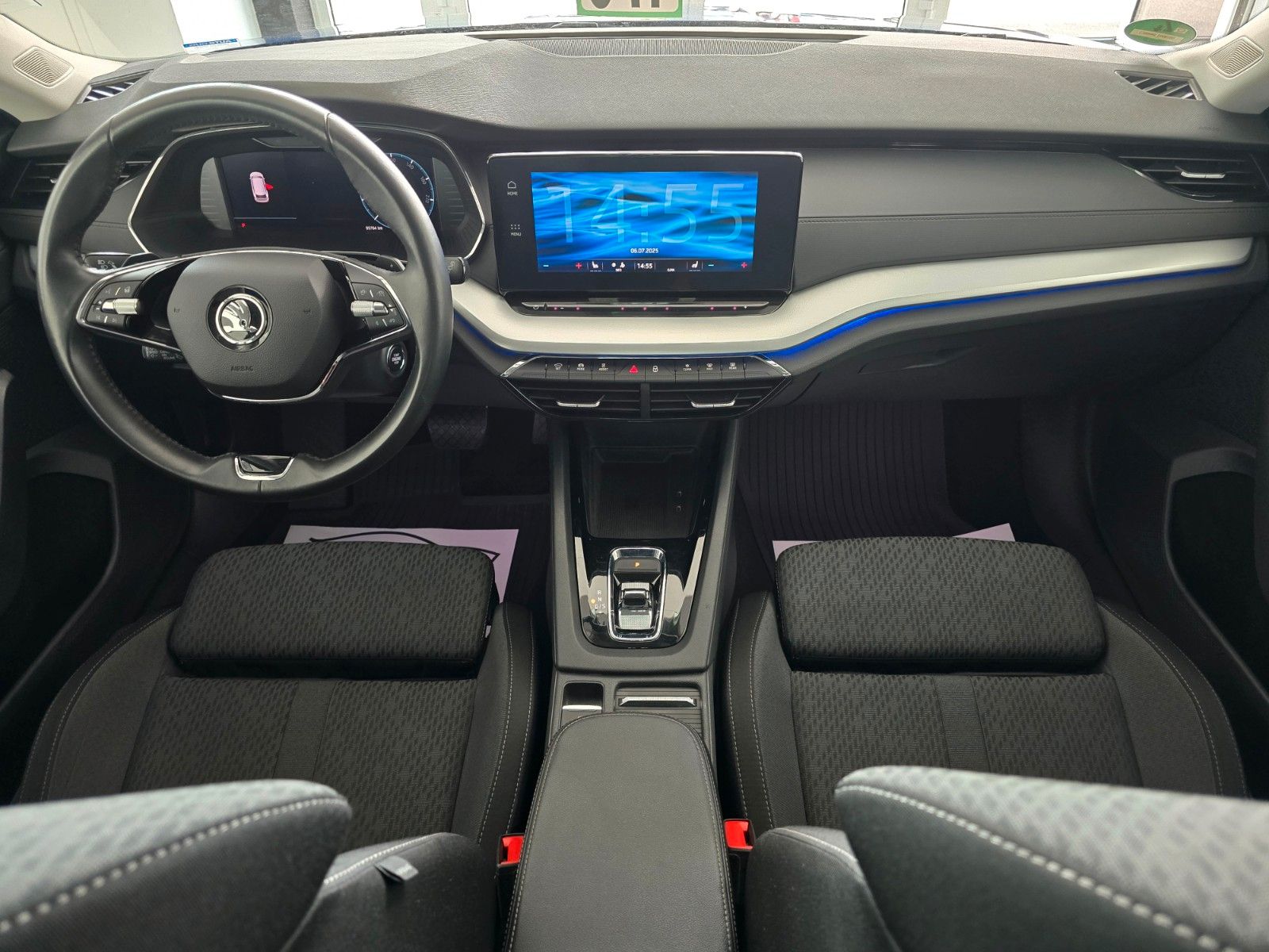 Skoda OCTAVIA CLEVER 2.0 TDI Aut. - Samsaru's Car Outlet