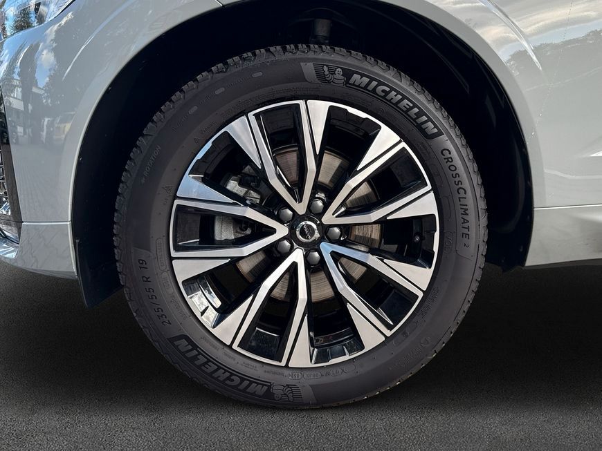 Volvo XC60 B5 B AWD Plus Dark