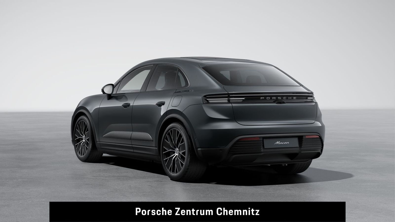 Porsche Macan 4 Electric BOSE;Luft;Pano;21Zoll