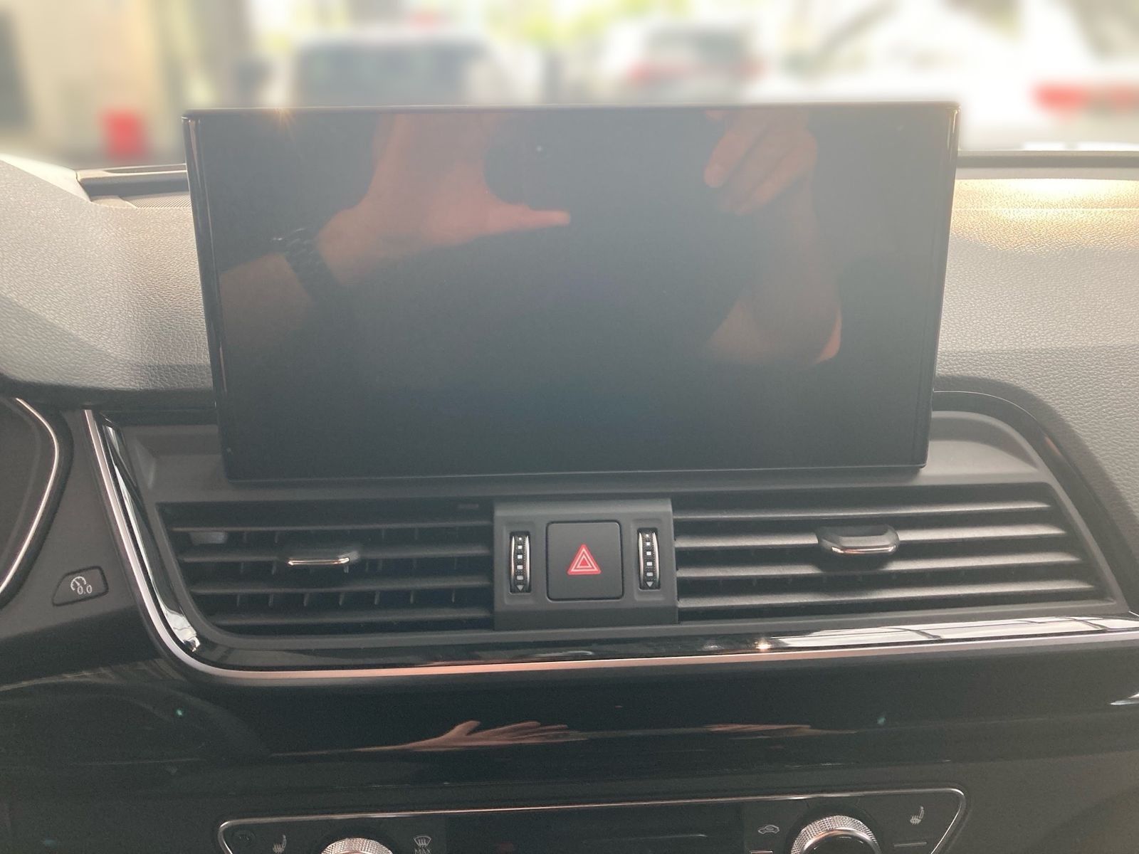 Audi Q5 S-Line - Samsaru's Car Outlet