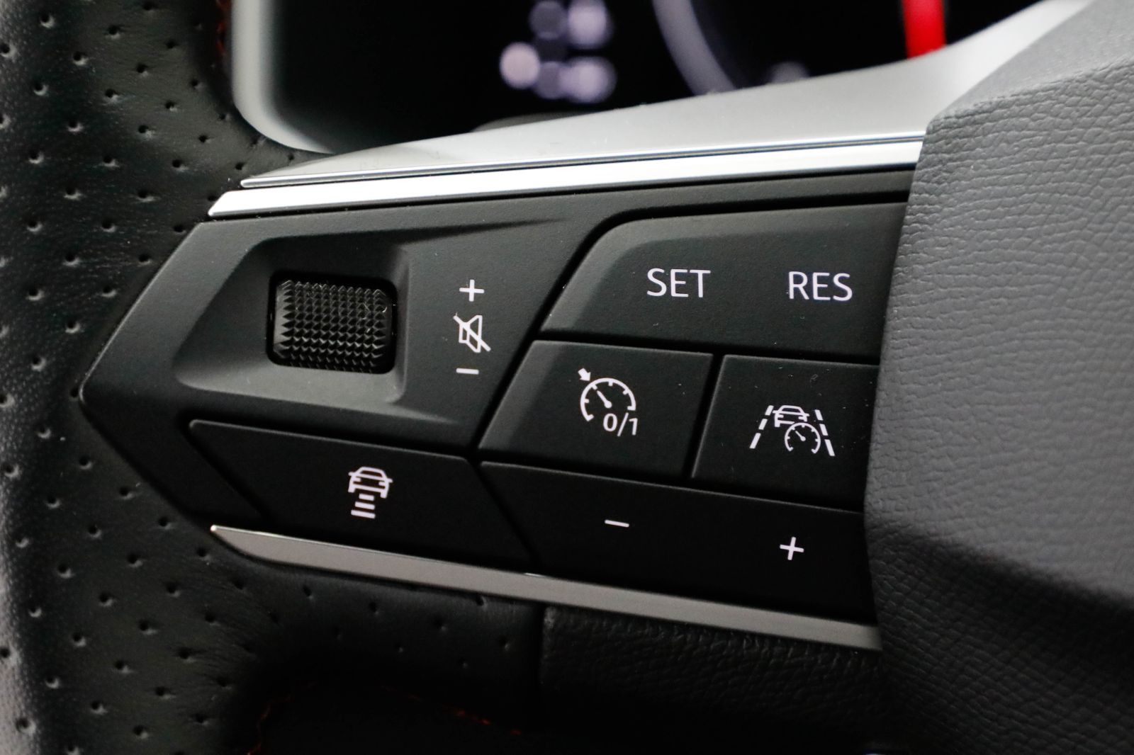 Seat Tarraco 2.0 TDI DSG FR AHK StdHzg ACC Kam. 7-S.