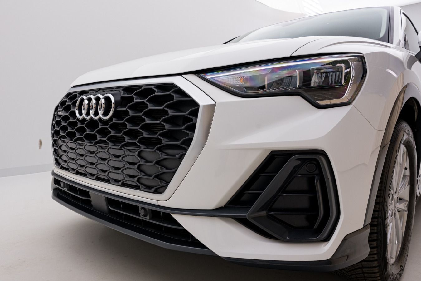 Audi Q3 Sportback 40 TFSI S-TRO - Samsaru's Car Outlet