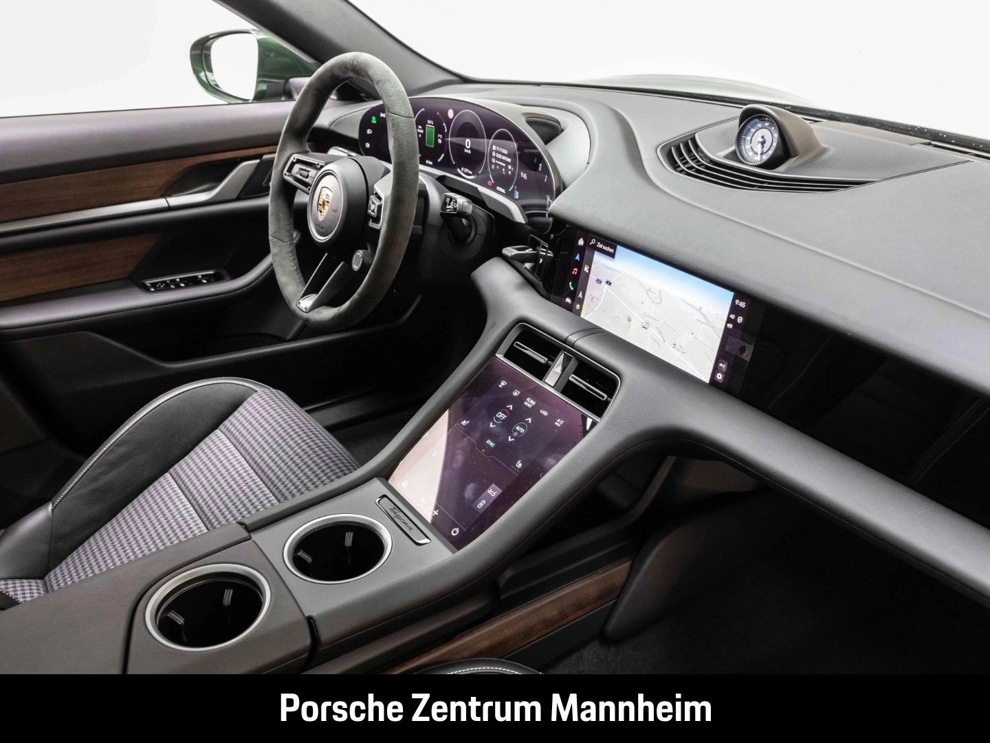 Porsche Taycan Sport Turismo SurroundView InnoDrive HD-M