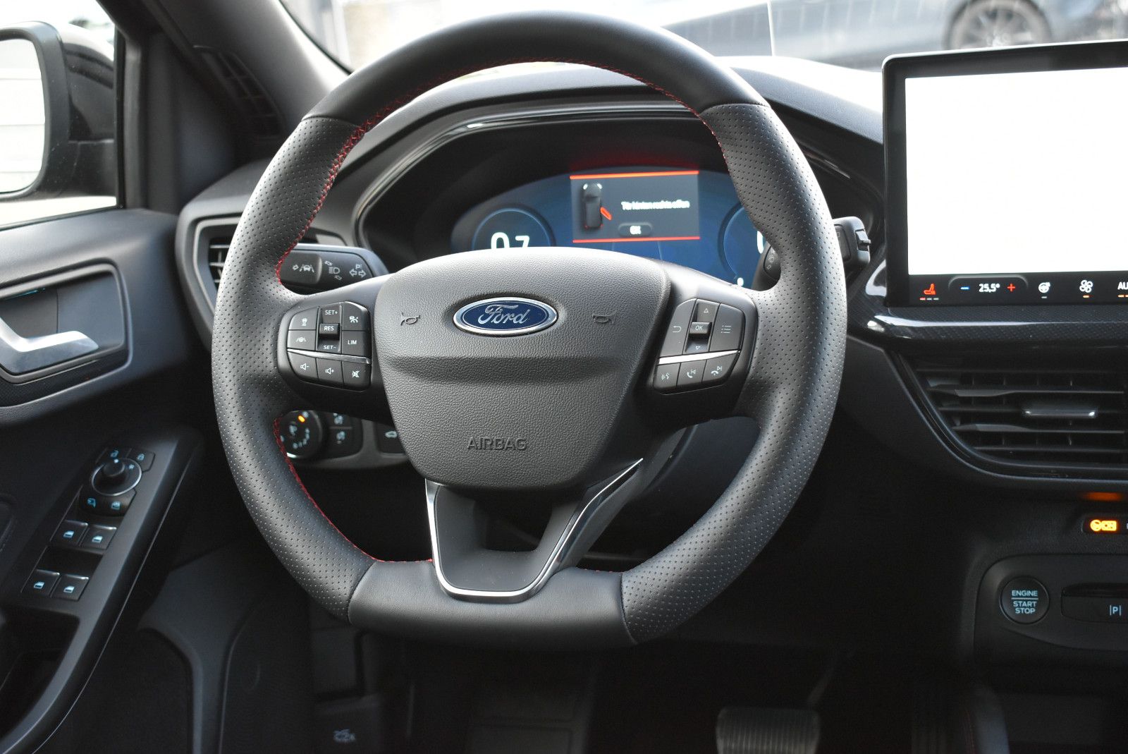 Ford Focus Turnier 1.5 ST-Line X Aut.