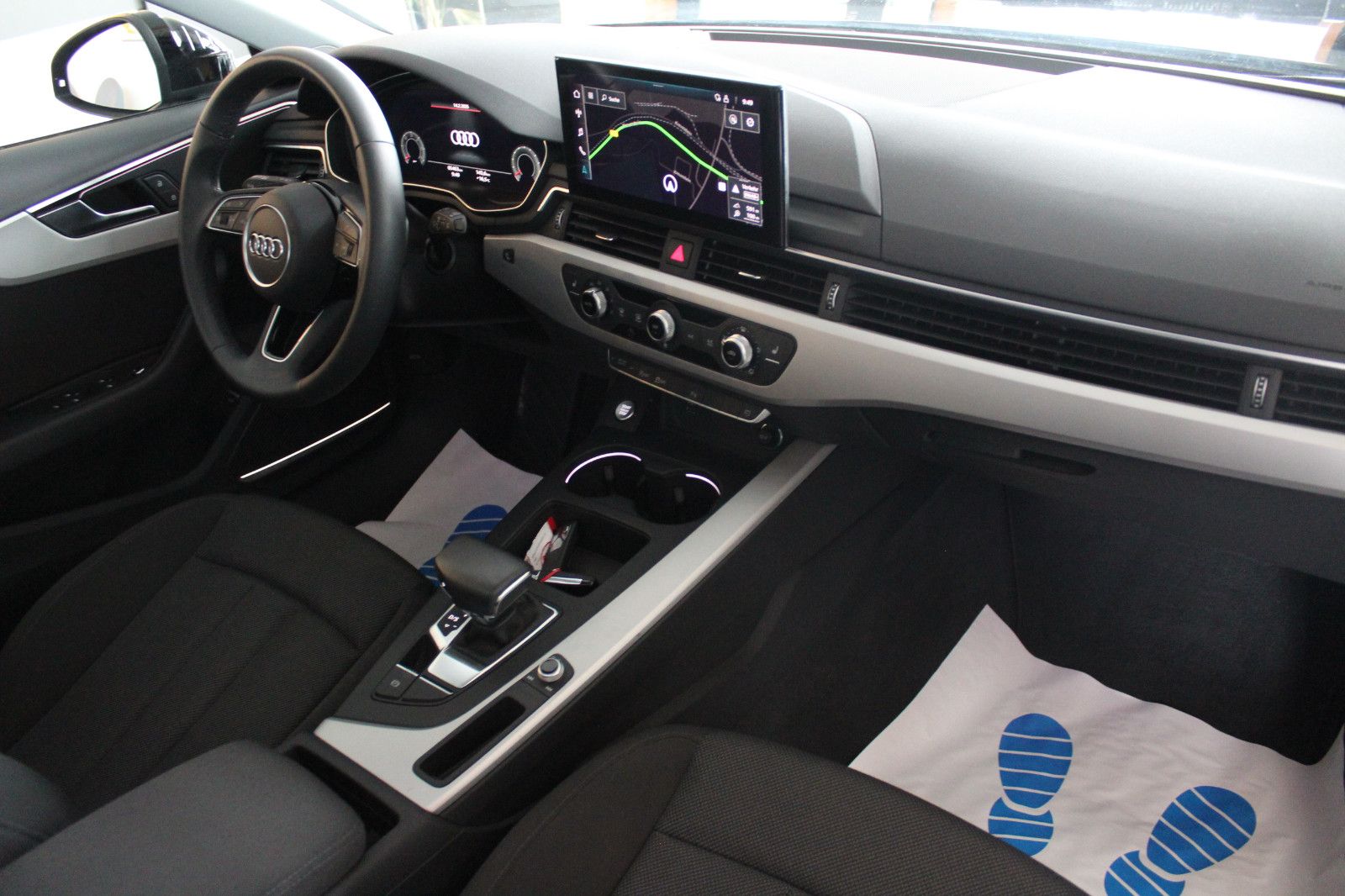 Audi A4 Avant 40 TDI S tronic - Samsaru's Car Outlet