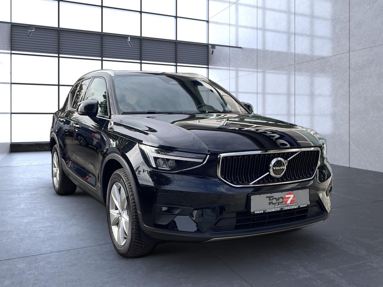 Volvo XC 40 Core 2WD Bluetooth Navi LED Klima