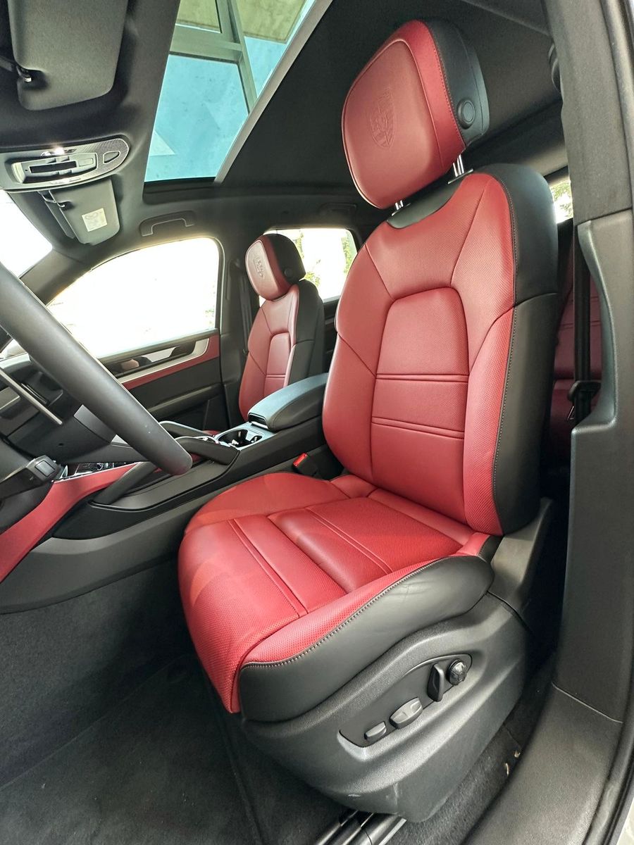 Porsche Cayenne -19,5%/gr-rot/Pan/Mtx/ACC/14W/21