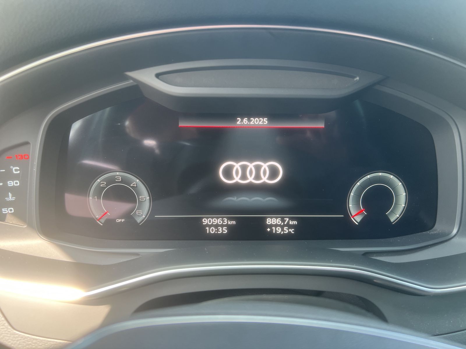 Audi A6 Avant 40 2.0 TDI Sport - Samsaru's Car Outlet