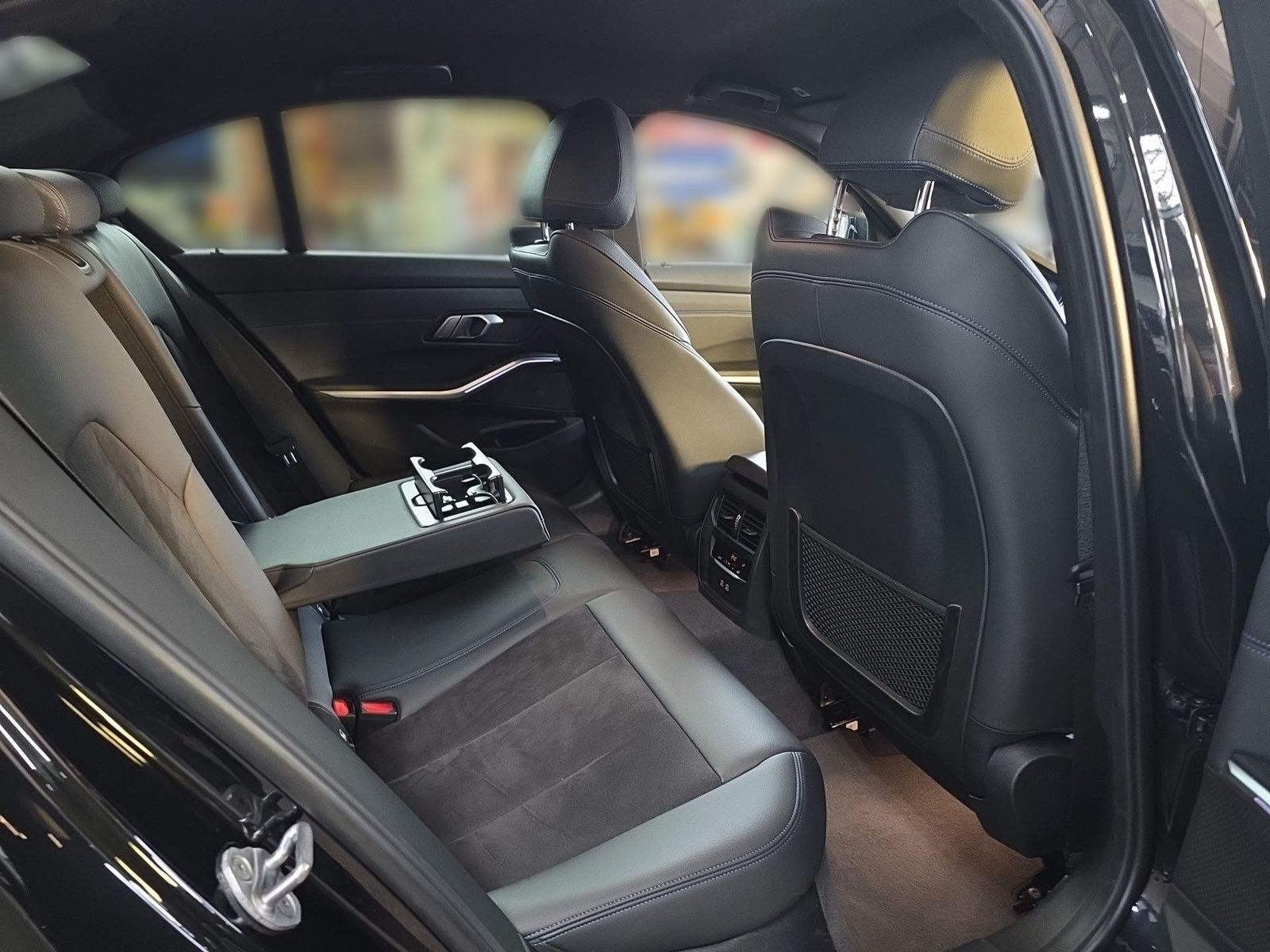 BMW 320d xDrive M Sport - Samsaru's Car Outlet