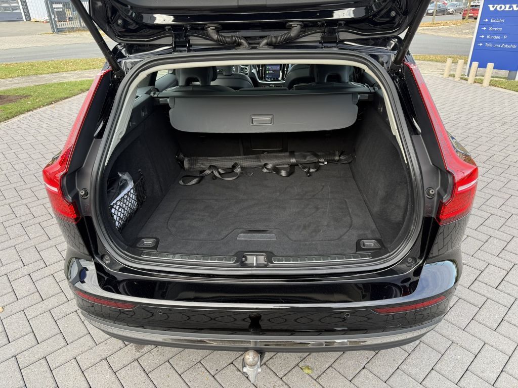 Volvo V60 T8 AWD Recharge Ultimate Bright