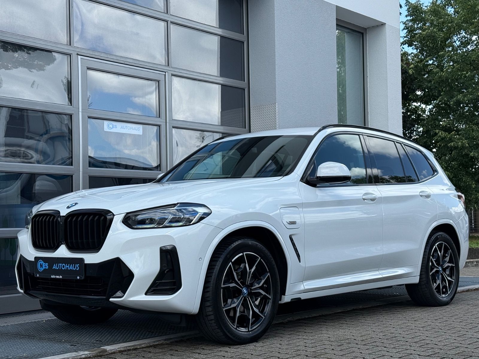 BMW X3 30e xDrive M Sport - Samsaru's Car Outlet