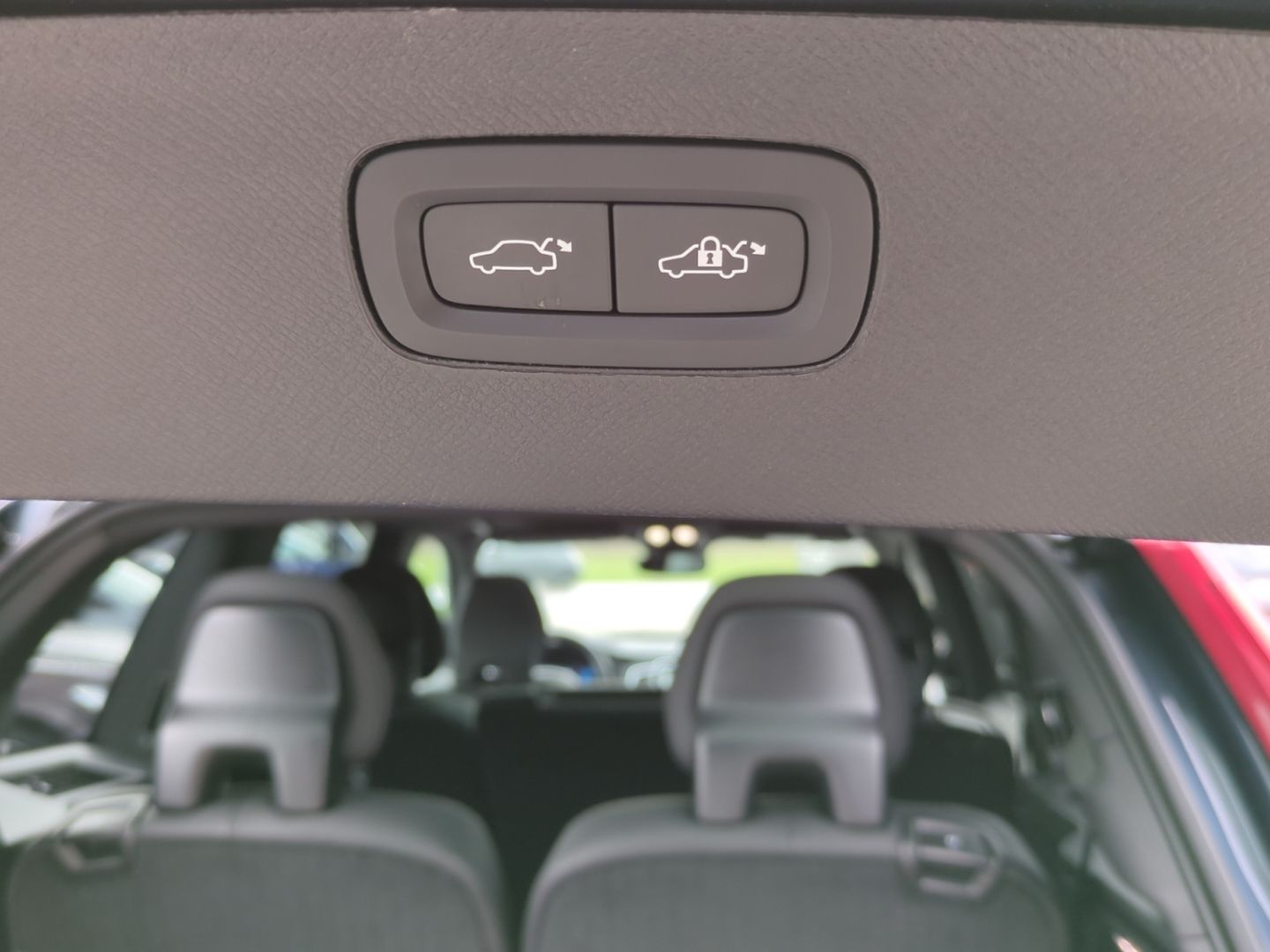 Volvo XC90 Plus Bright Recharge Plug-In Hybrid AWD 7-S