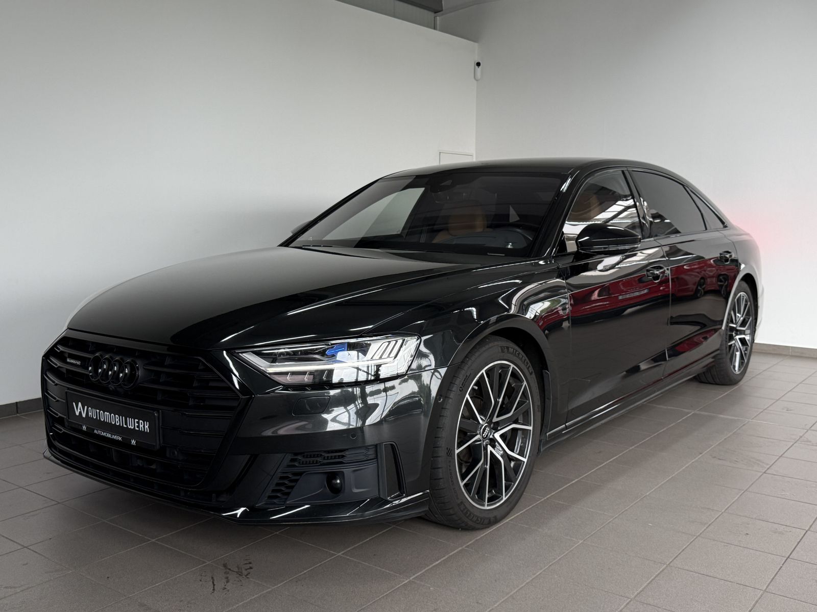 Audi A8 60 TDI L S-Line - Samsaru's Car Outlet