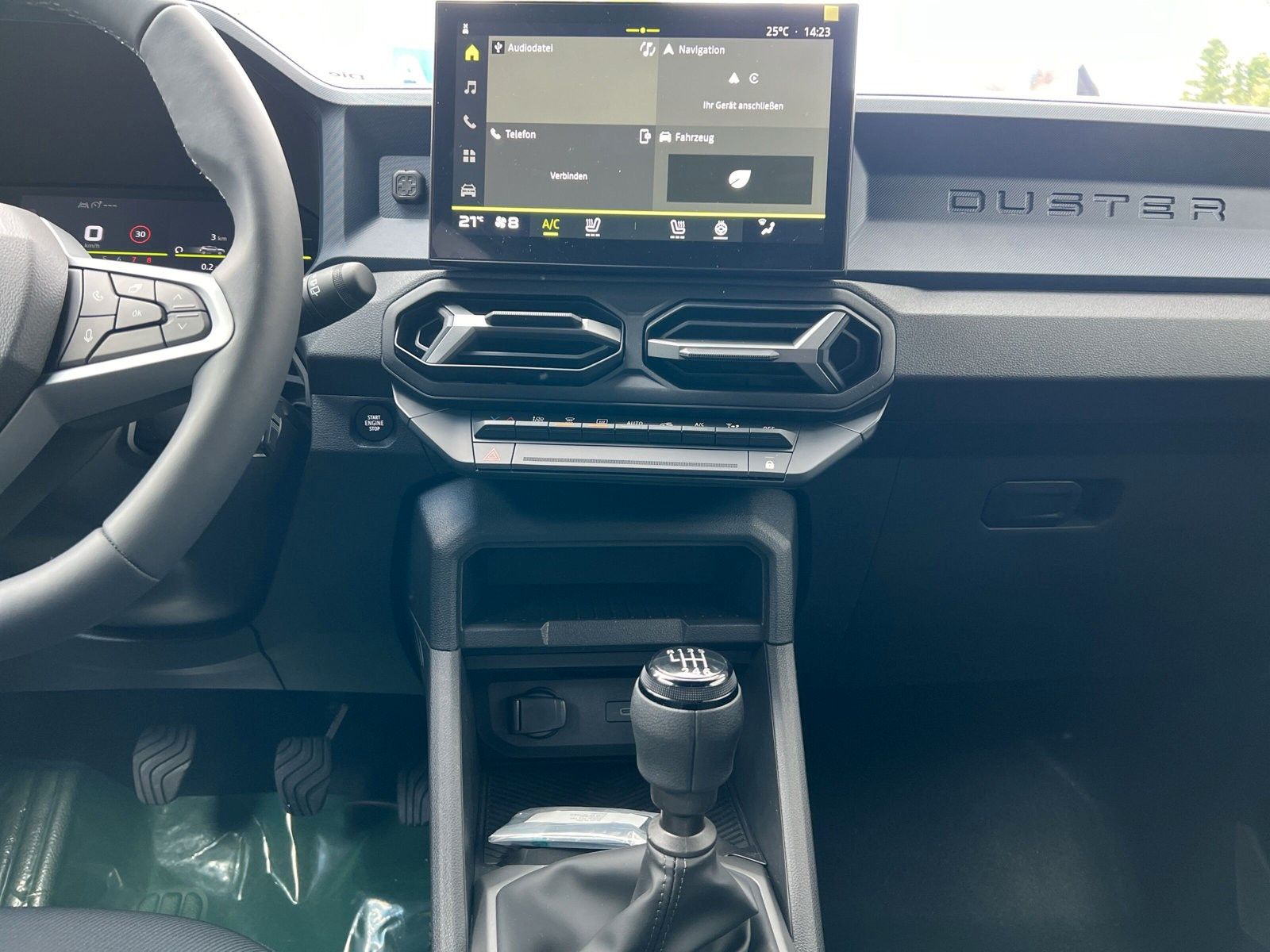 Dacia Duster TCe 130 Journey - Samsaru's Car Outlet