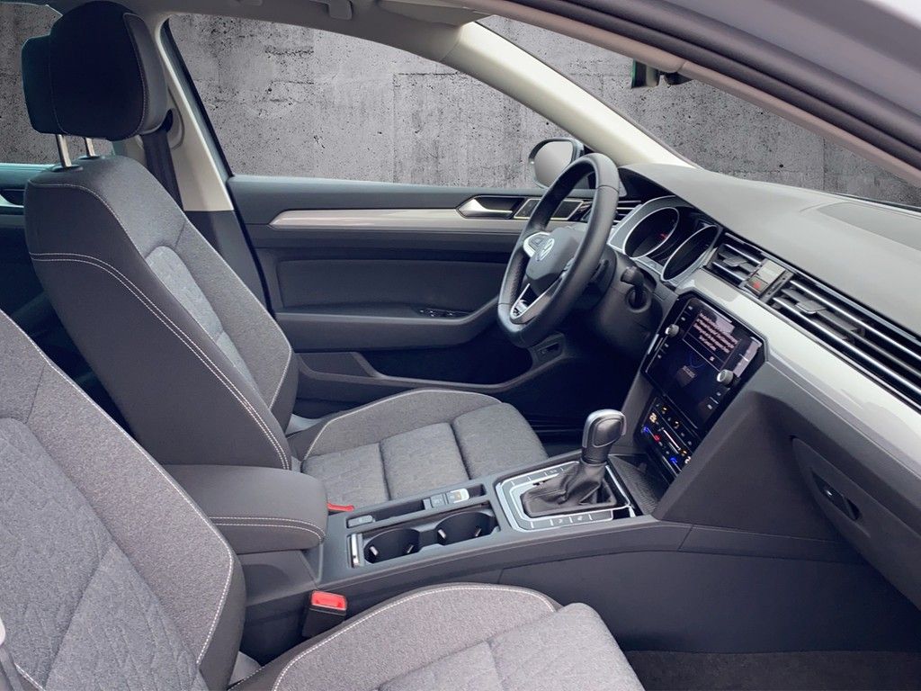 Volkswagen Passat Variant 2.0 TDI Business DSG 4M AHK+RFK