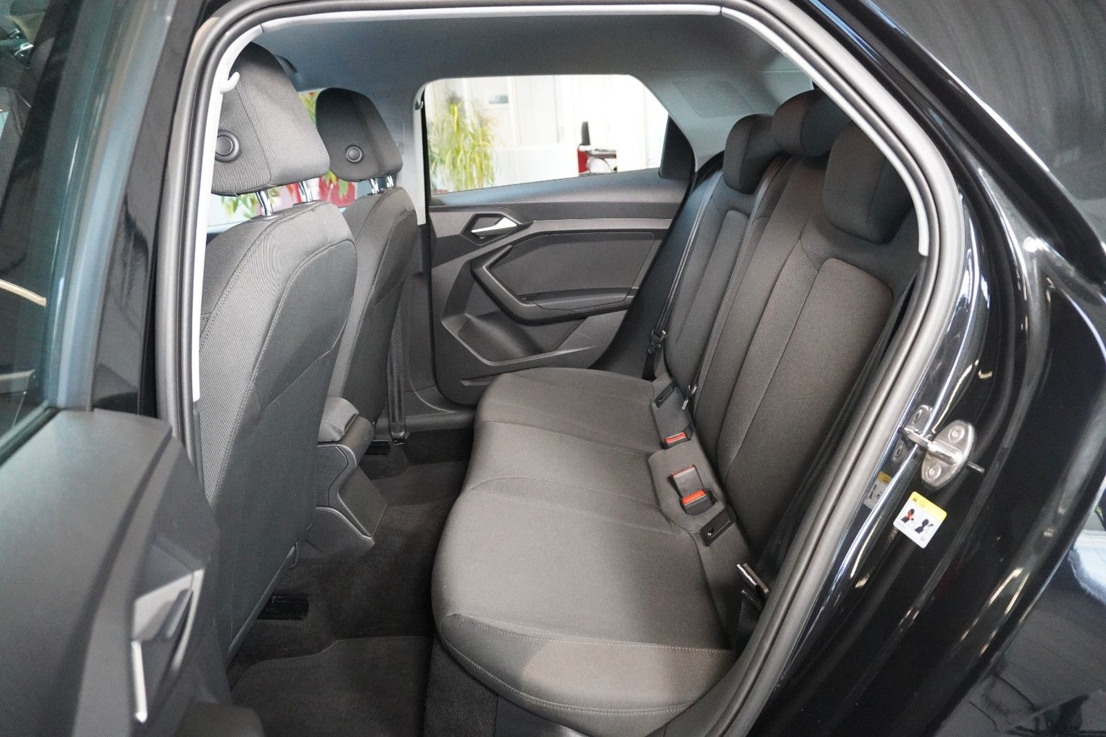 Audi A1 Sportback S-Line 30 TFSI S-Tronic - Samsaru's Car Outlet