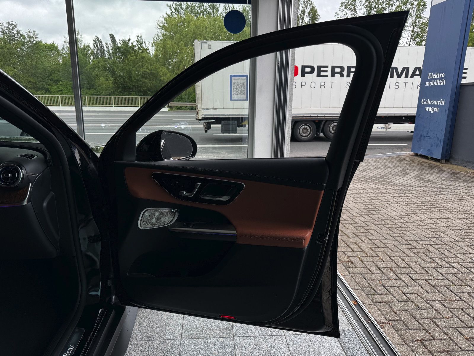 Mercedes-Benz GLC 300 de 4M*AMG P. PLUS*Night*HU*