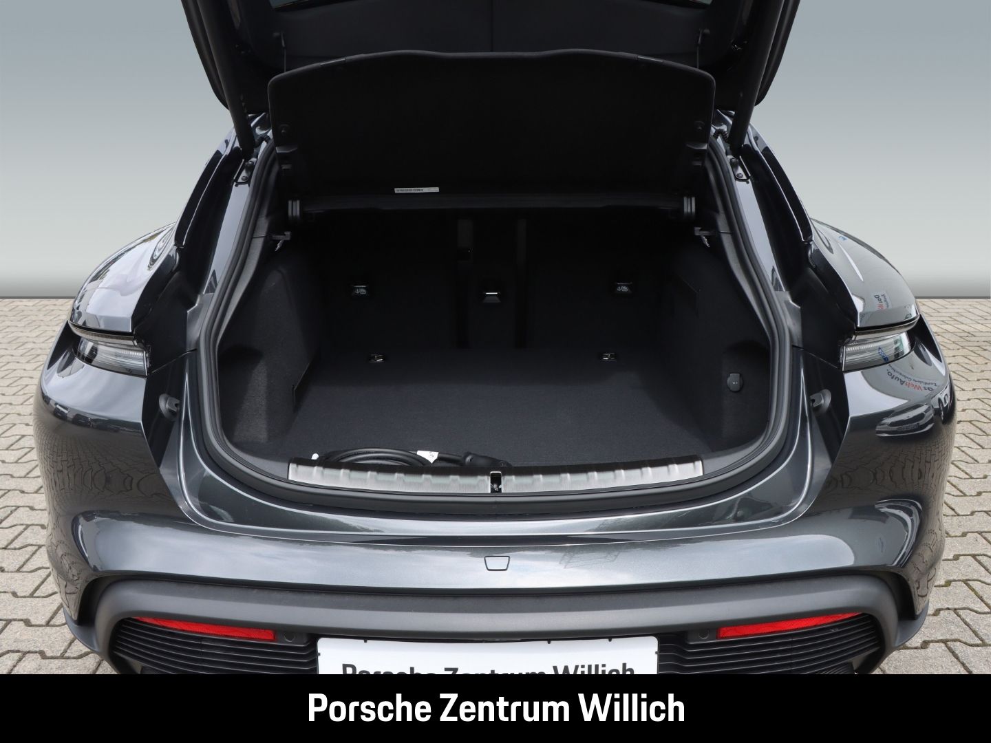 Porsche Taycan 4S Sport Turismo Burmester InnoDrive LED