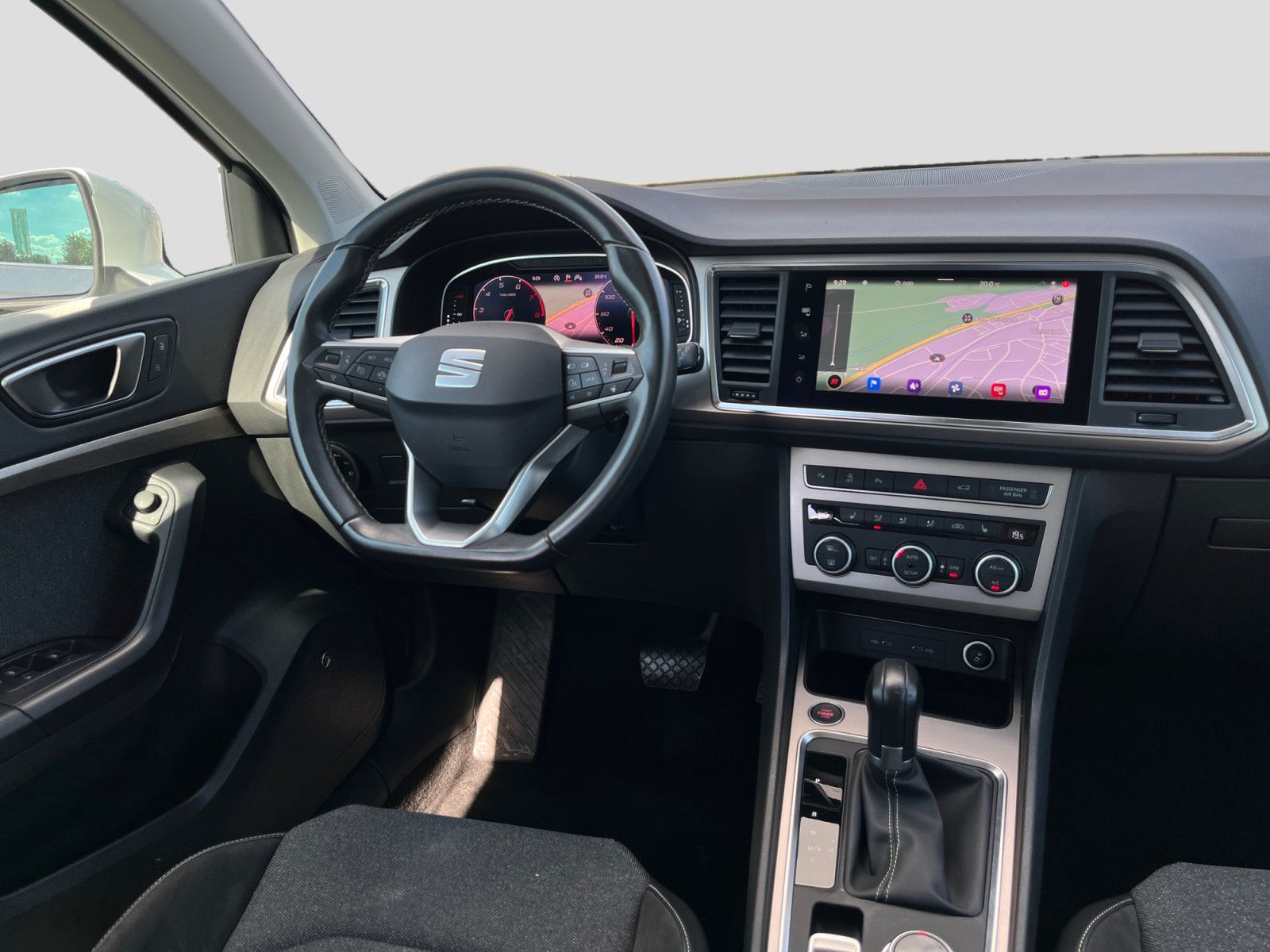 Seat Ateca 1.5TSI DSG Xperience  Navi AHK ACC LED CAM