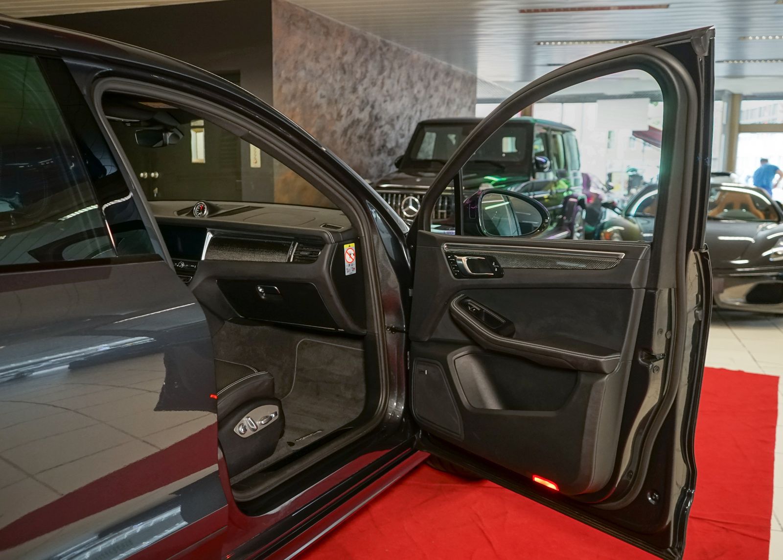 Porsche Macan GTS - Samsaru's Car Outlet