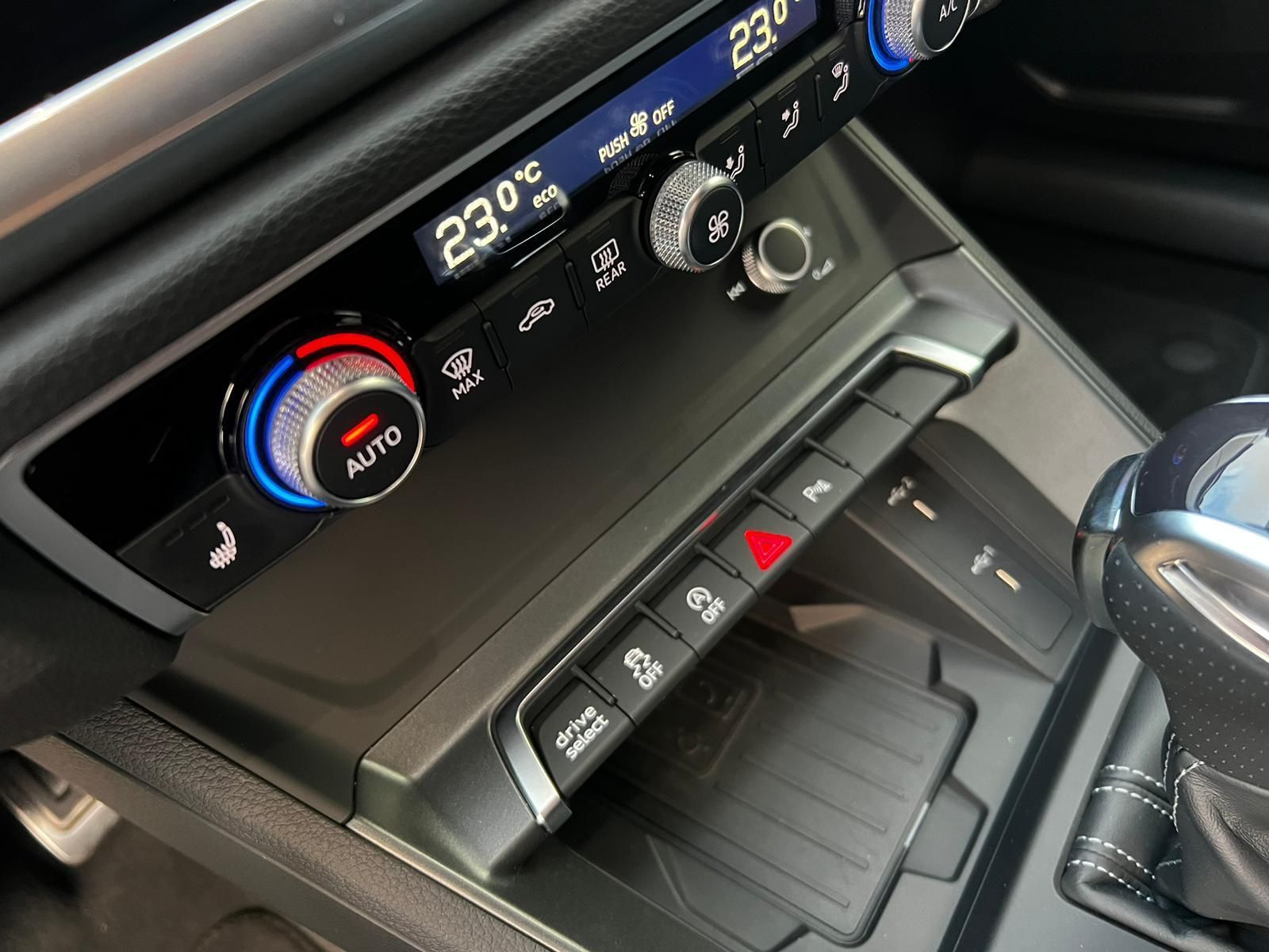 Audi Q3 40 TDI Sportback quattro S line - Samsaru's Car Outlet