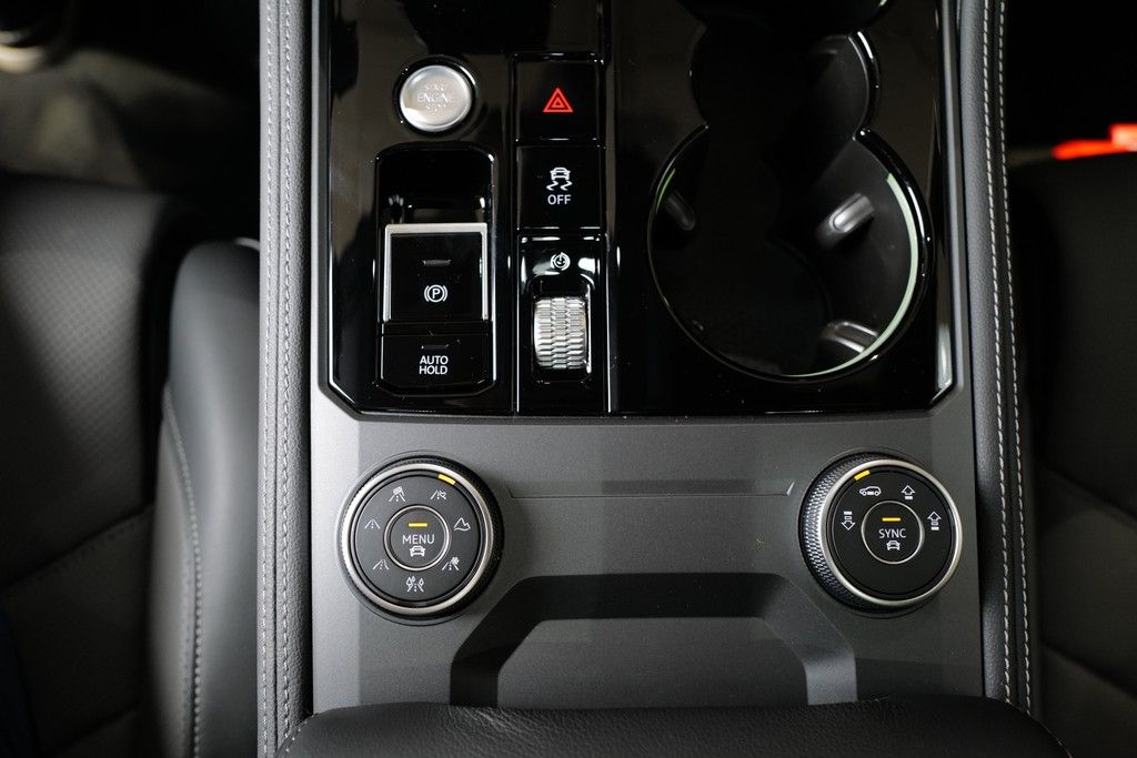 Volkswagen Touareg 3.0TDI R-Line BlackStyle Nachtsicht HuD