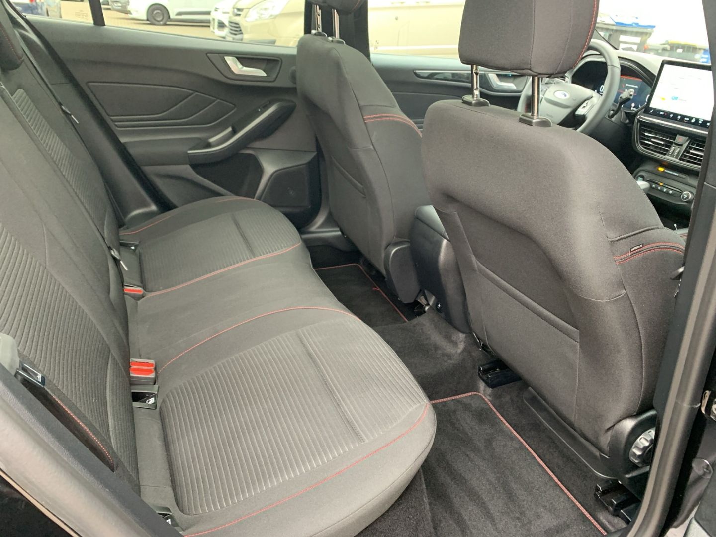 Ford Focus Turnier ST-Line X Panorama Navi Digitales