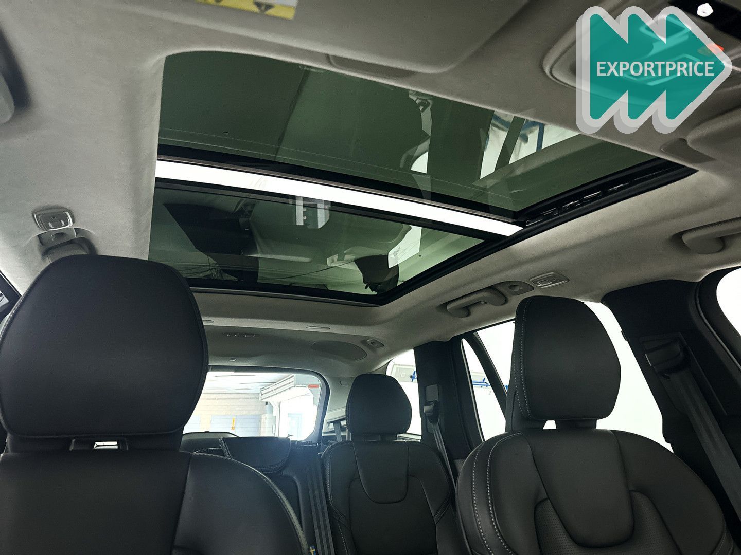 Volvo XC90 T8 Plug-in hybrid AWD Ultra Dark | panorama