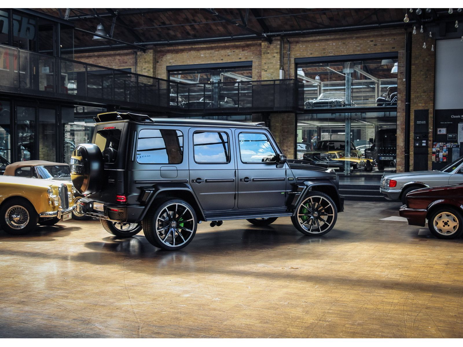 Mercedes-Benz G 63 AMG BRABUS 800 4MATIC - Samsaru's Car Outlet