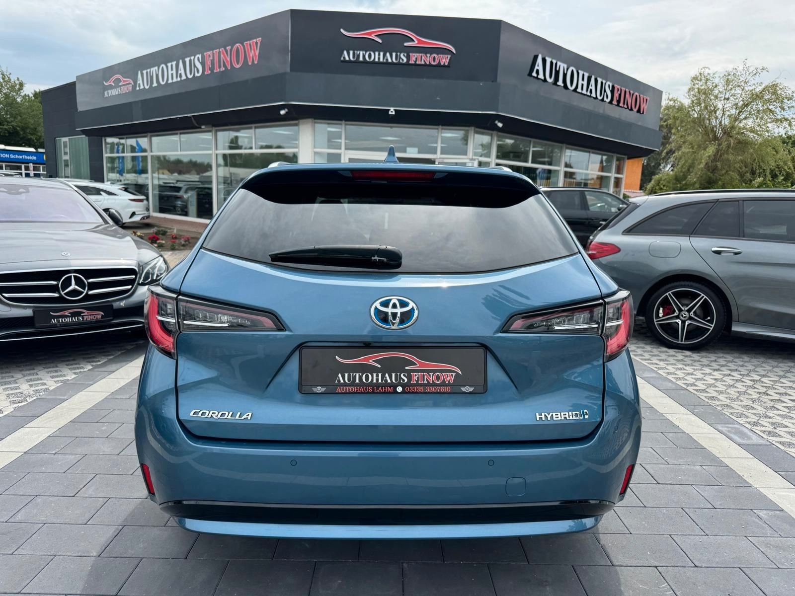 Toyota Corolla Touring Sports Hybrid Business Edition - Samsaru's Car Outlet