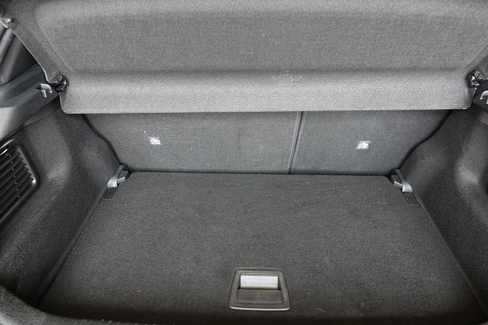 Opel Mokka Elegance - Samsaru's Car Outlet