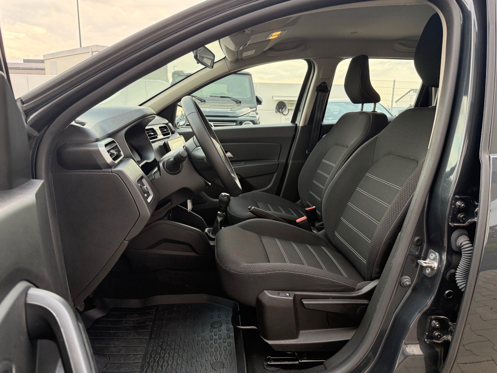 Dacia Duster II Expression 4WD - Samsaru's Car Outlet