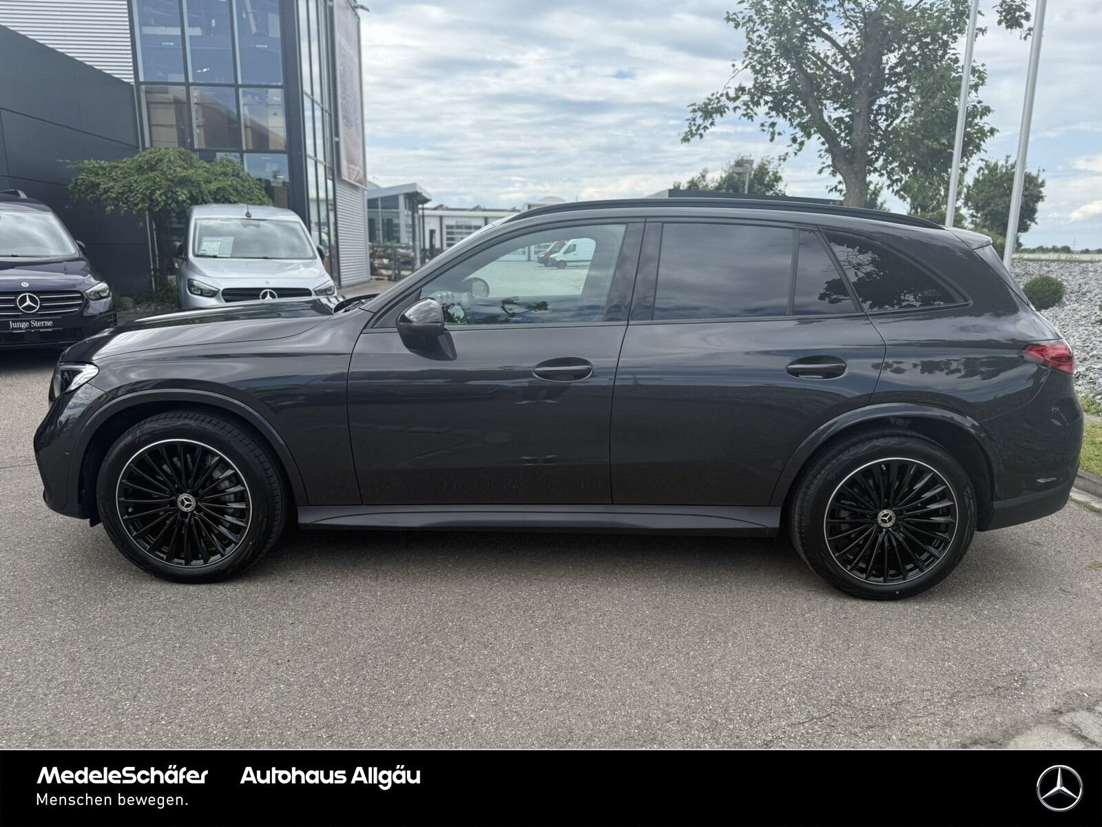 Mercedes-Benz GLC 200 4M AMG - Samsaru's Car Outlet