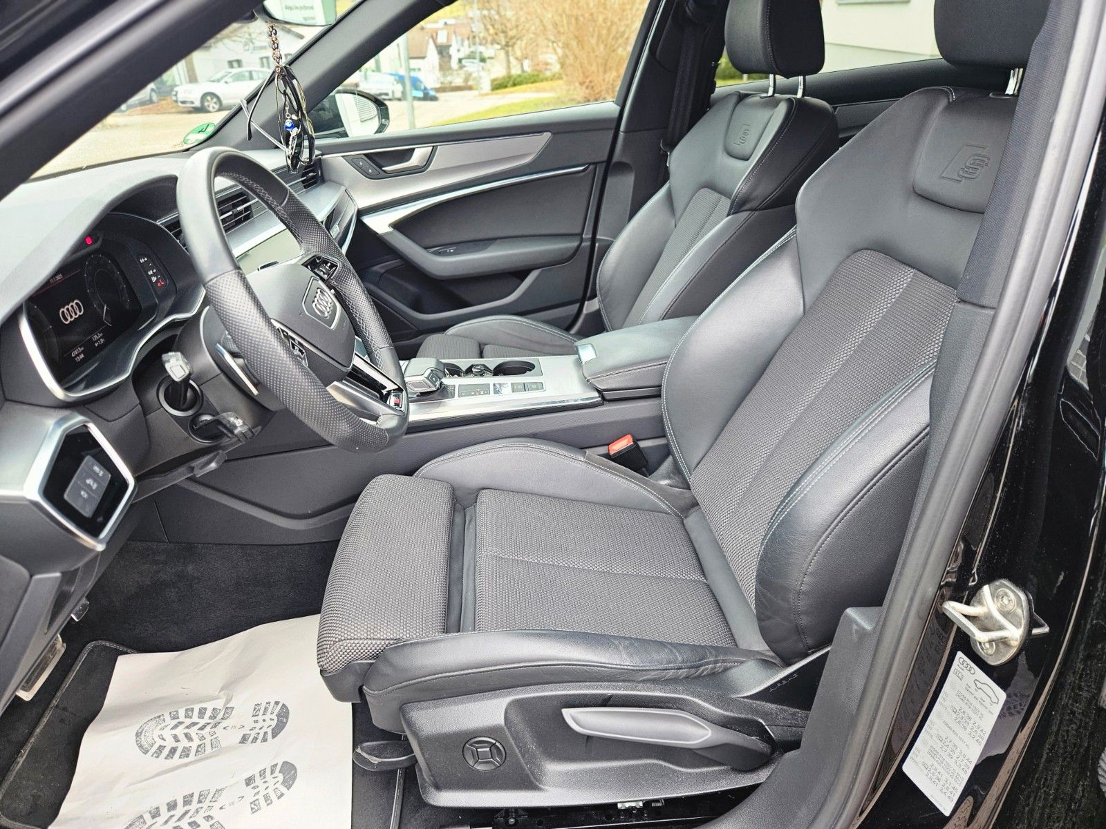 Audi A6 Lim. 50 TFSI e quattro S-line - Samsaru's Car Outlet