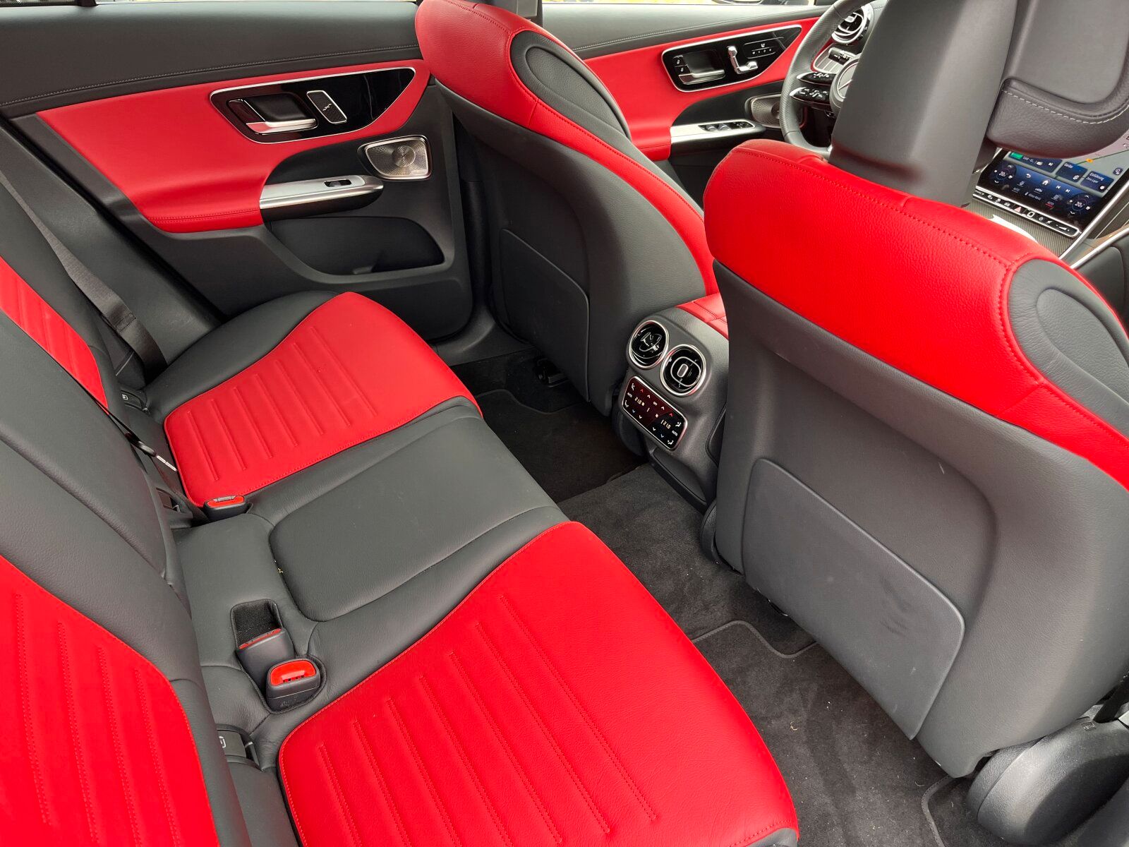 Mercedes-Benz GLC 400e 4M AMG+Night+DigitalLight+Pano+AHK+Burm