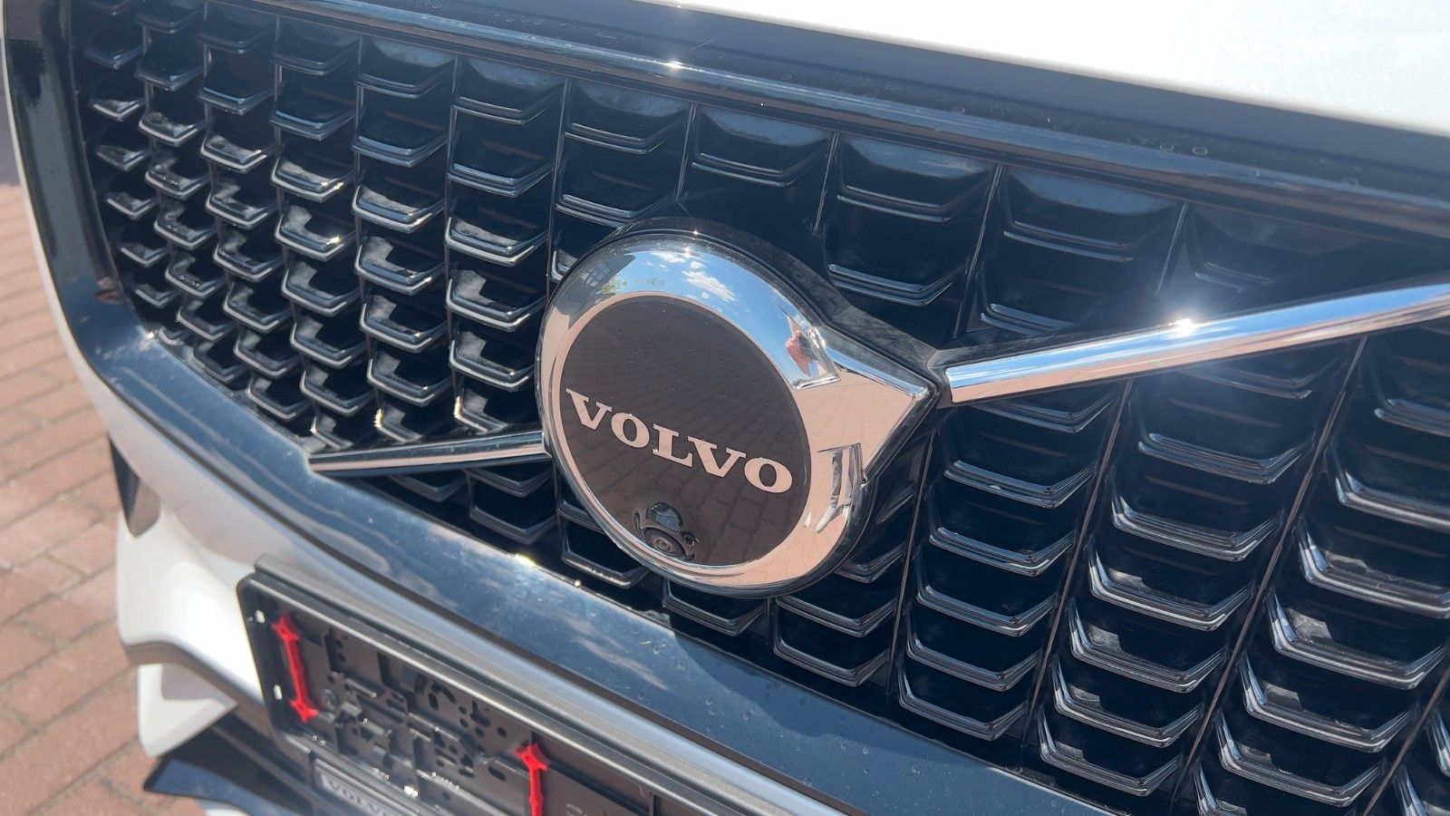 Volvo XC90 B5 D AWD Ultimate Dark*B&W*HUD*LUFT*AHK*ACC