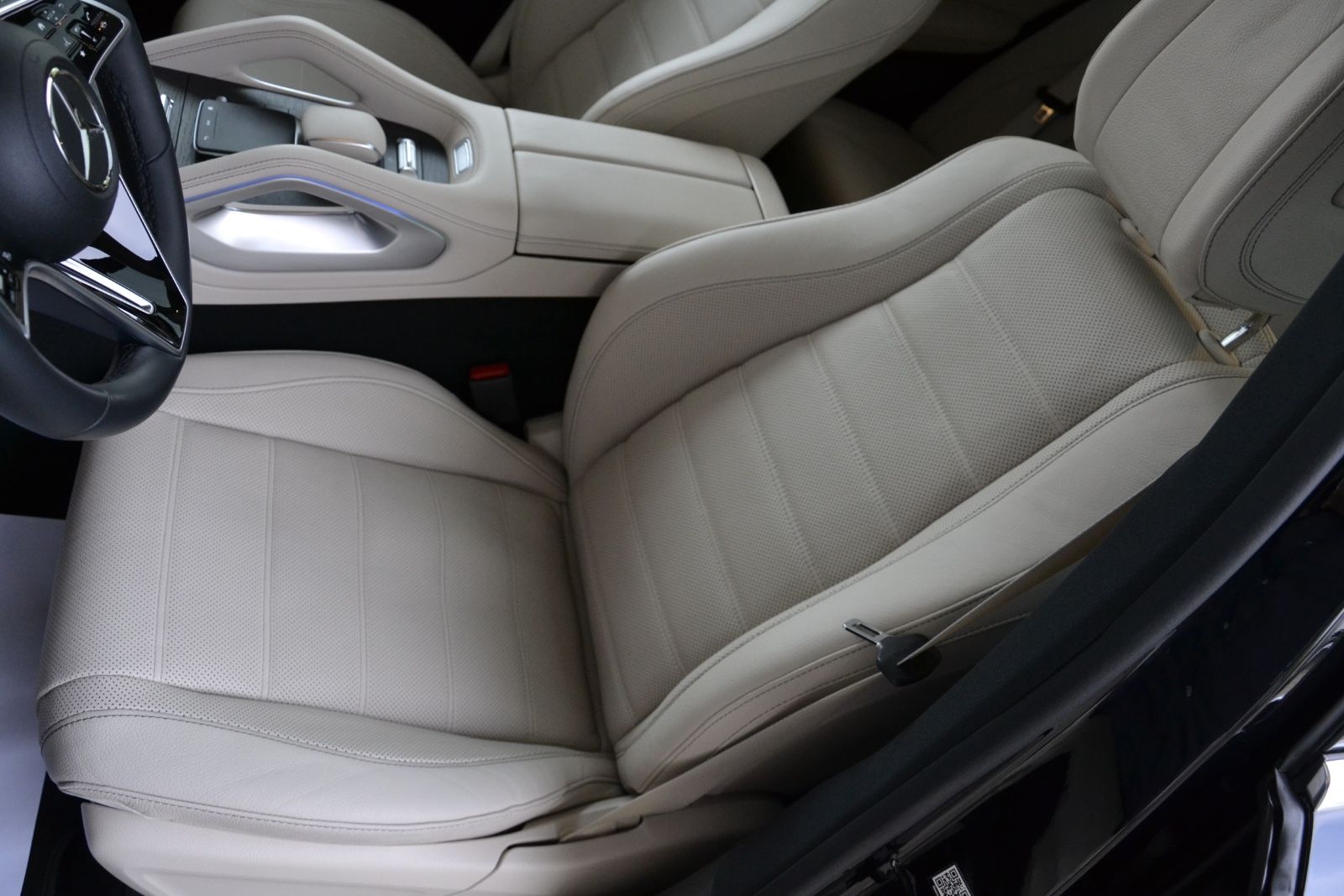 Mercedes-Benz GLE 450d Coupe 4M AMG*HUD*360*PANO*BURM*PANO*AHK