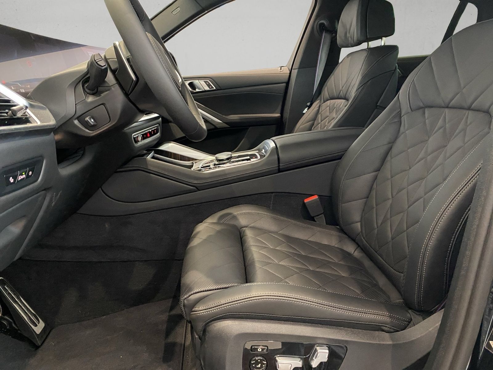BMW X6 xDrive30d M SPORT PRO LED AHK HARMAN KARDON I