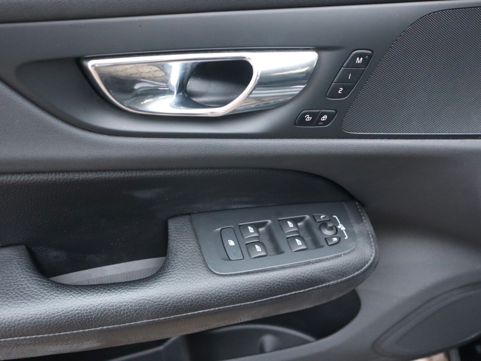 Volvo S60 T8 Inscription Recharge Plug-In Hybrid AWD