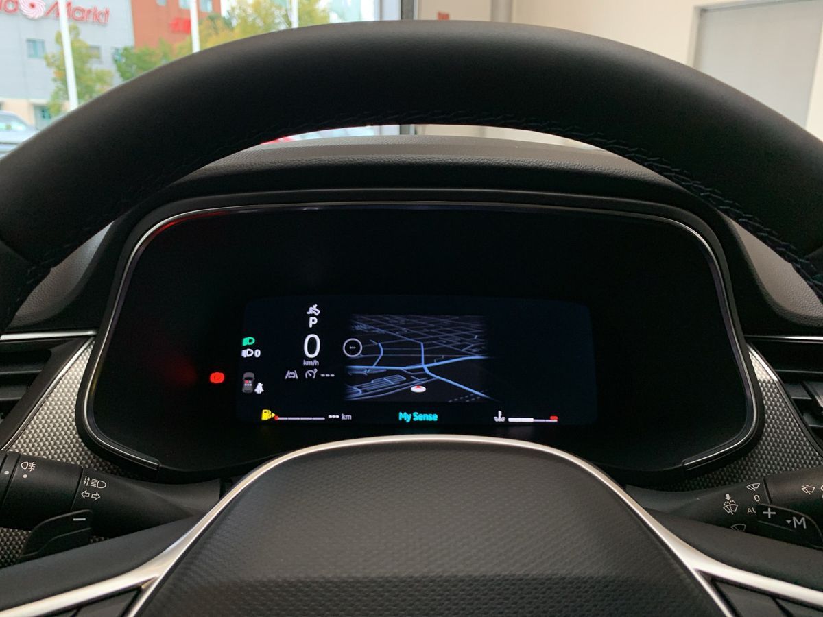 Renault Arkana TECHNO MILD HYBRID - Samsaru's Car Outlet