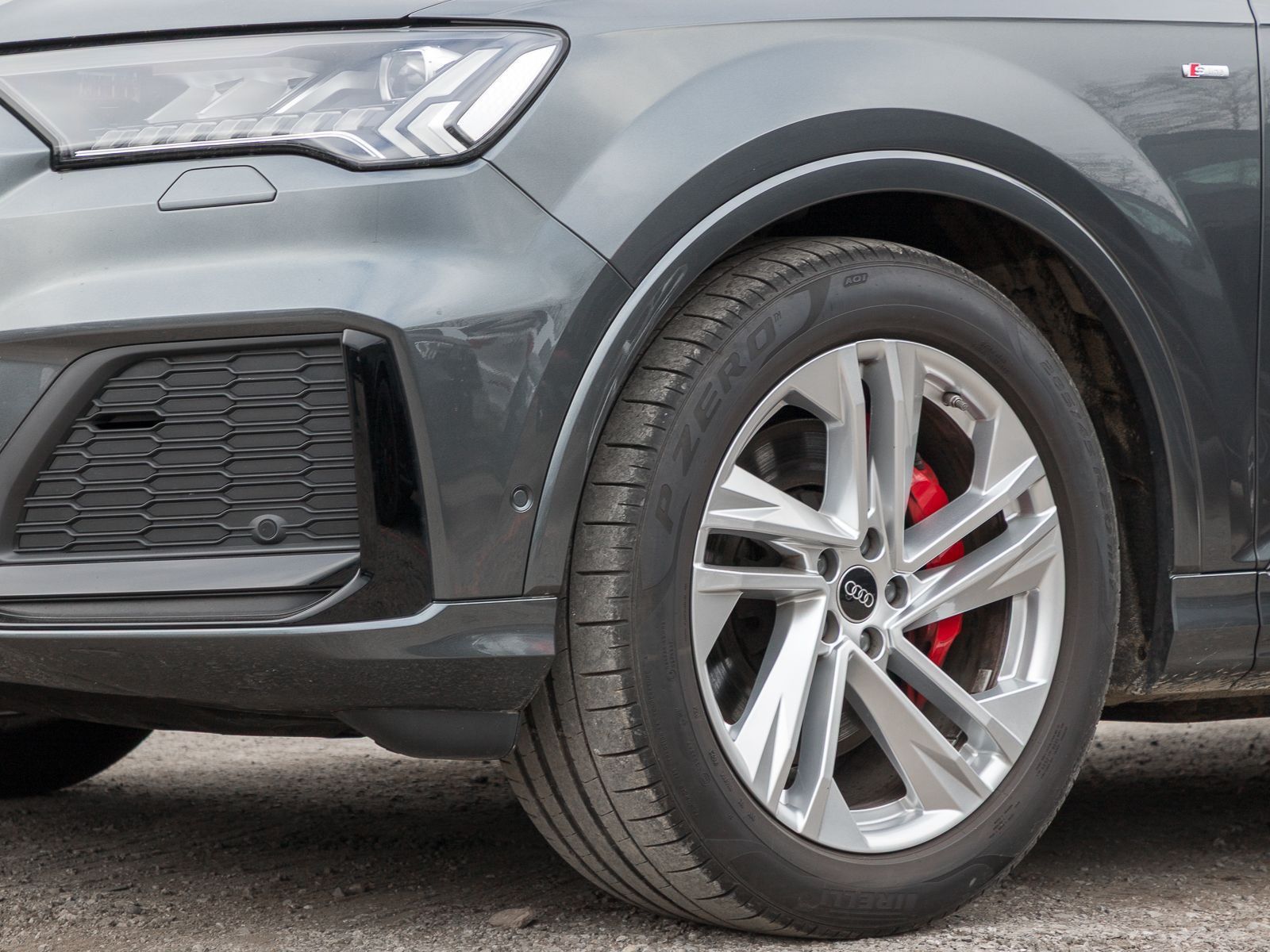 Audi Q7 50 TDI Q S LINE LM20 7-SITZE AHK MATRIX