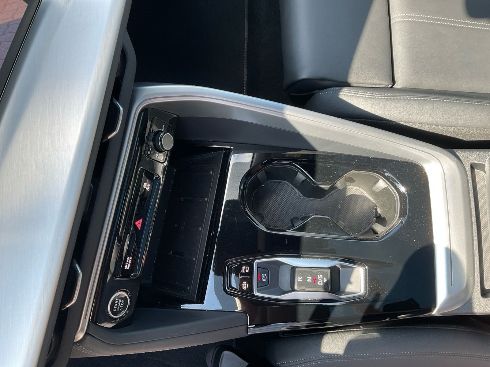 Audi Q5 SUV TDI quattro S-line Matrix 360° Pano AHK