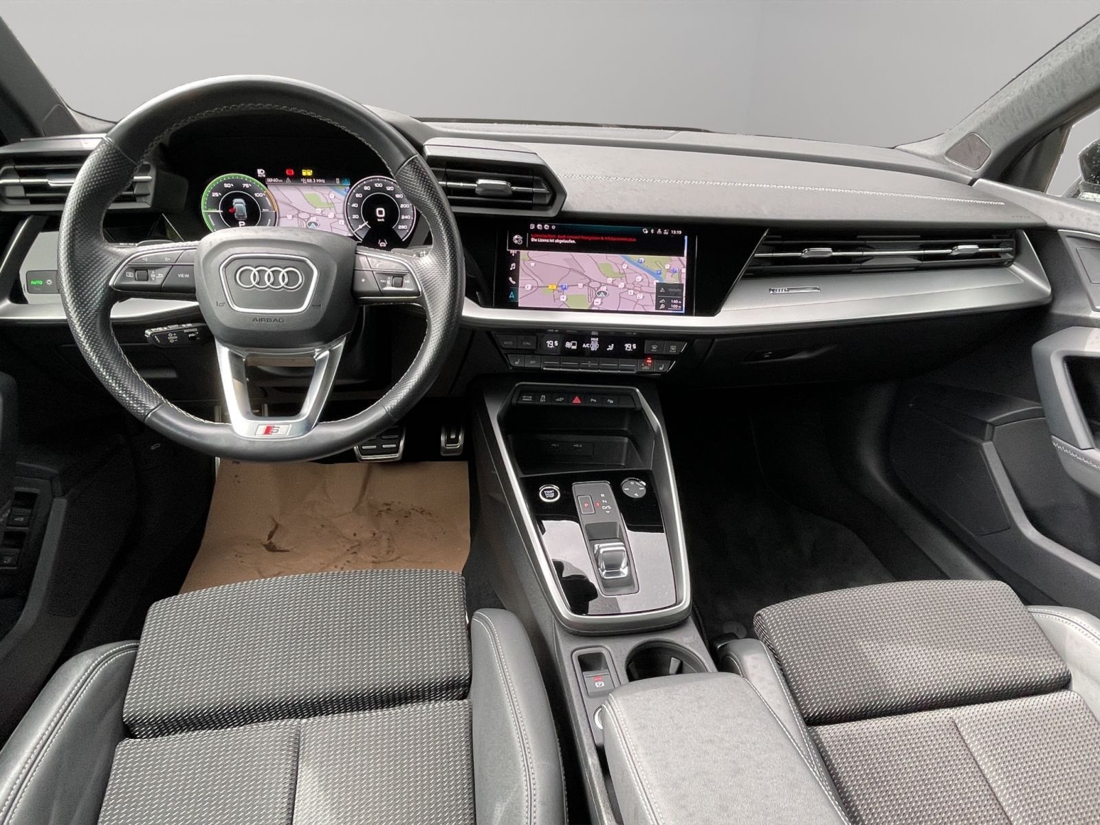 Audi A3 SB 45 TFSI e S line LED Navi Kamera Leder