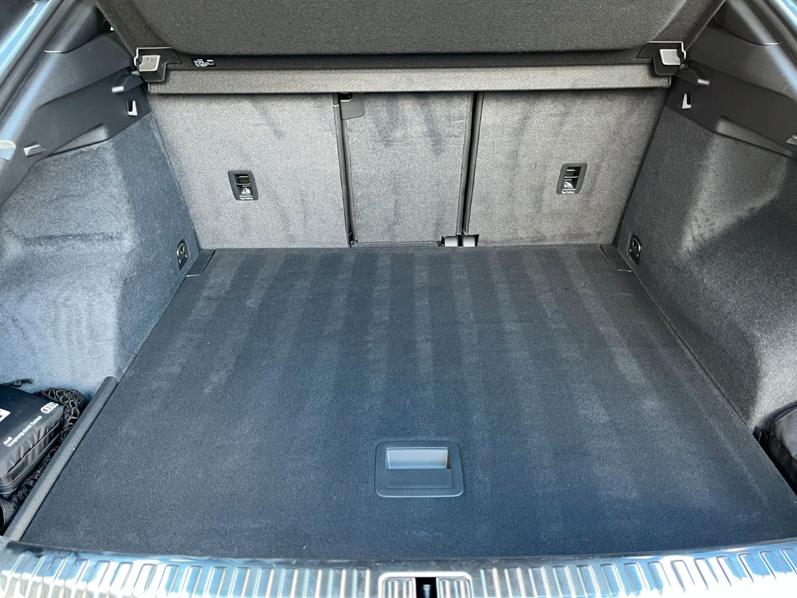 Audi Q3 TFSI quattro S line - Samsaru's Car Outlet