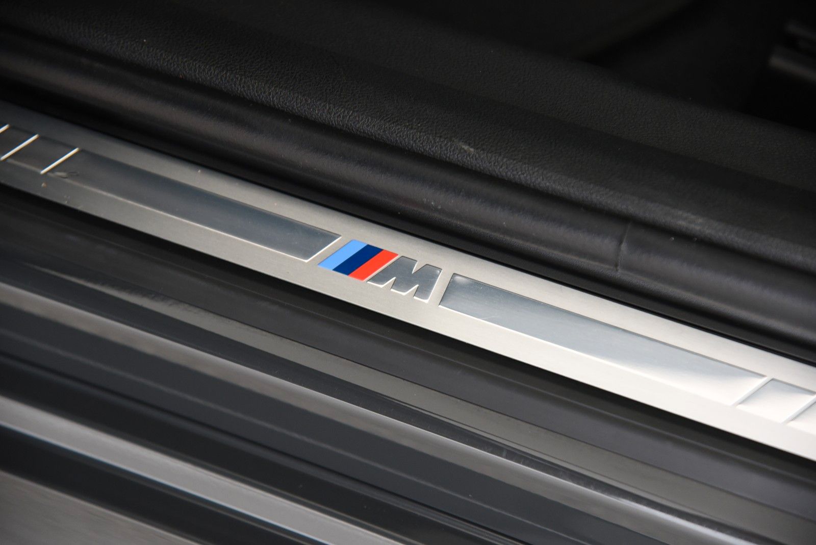 BMW 320d Touring xDrive M Sport - Samsaru's Car Outlet