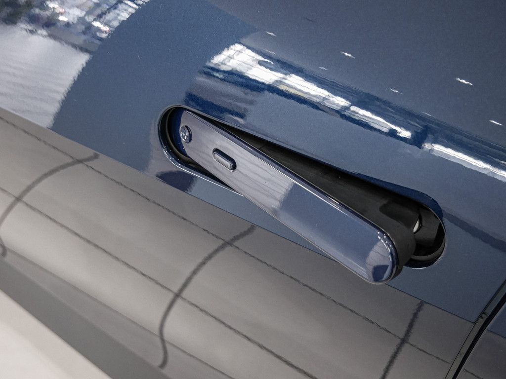 Toyota C-HR 2.0 Plug-In Hybrid GR Sport SHZ KAMERA LED