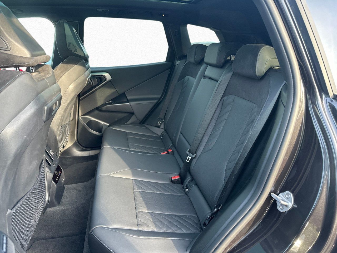 BMW X3 20d xDr M Sport Pano,PA/DA+,AHK,H/K,e-Sitze